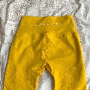 Alphalete R6 Revival Leggings in Yellow